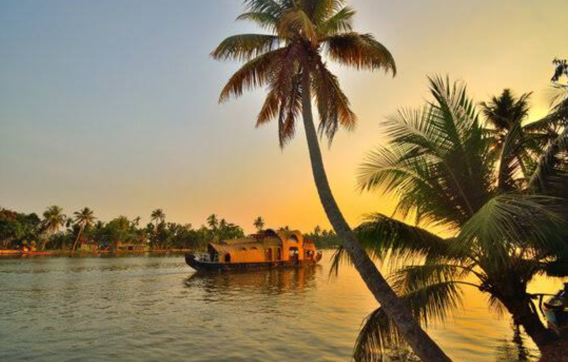 Kerala  : Shri Hari Tour and Travels